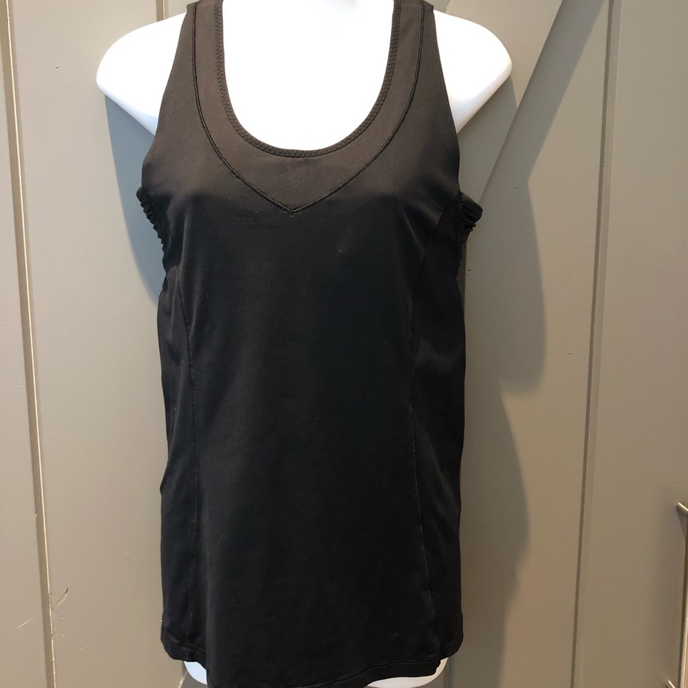 Lululemon top